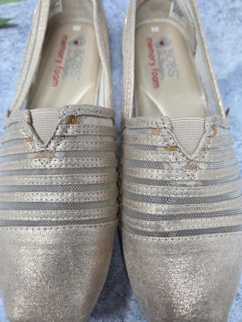 Bobs Skechers Champagne Mesh Slip-on Shoes Sneakers Size 9